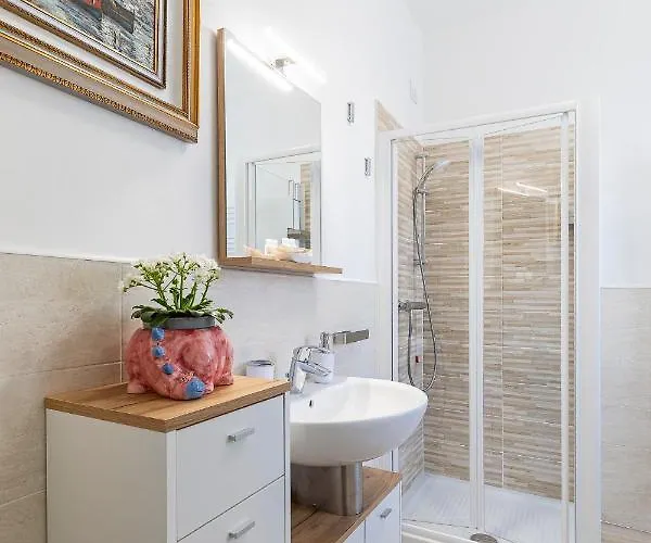 Cadepulan - * كومو