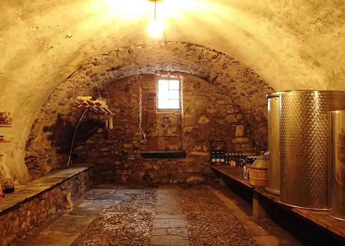 Apartment Cadepulan - *